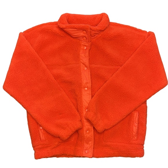 Old Navy warm, cozy, soft bright red Sherpa Snap-Front Flurry Crop Jacket NWT LG - Picture 5 of 9